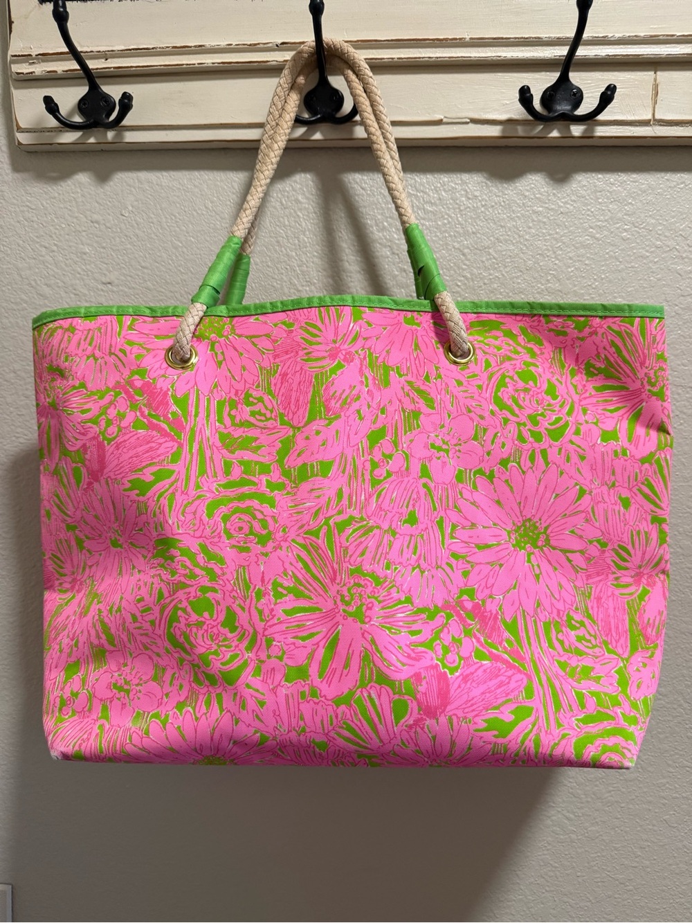 Lilly Pulitzer Pink & Green Classic Lilly Beach Tote Swim Bag Shopper Tote Bag - Picture 5 of 7